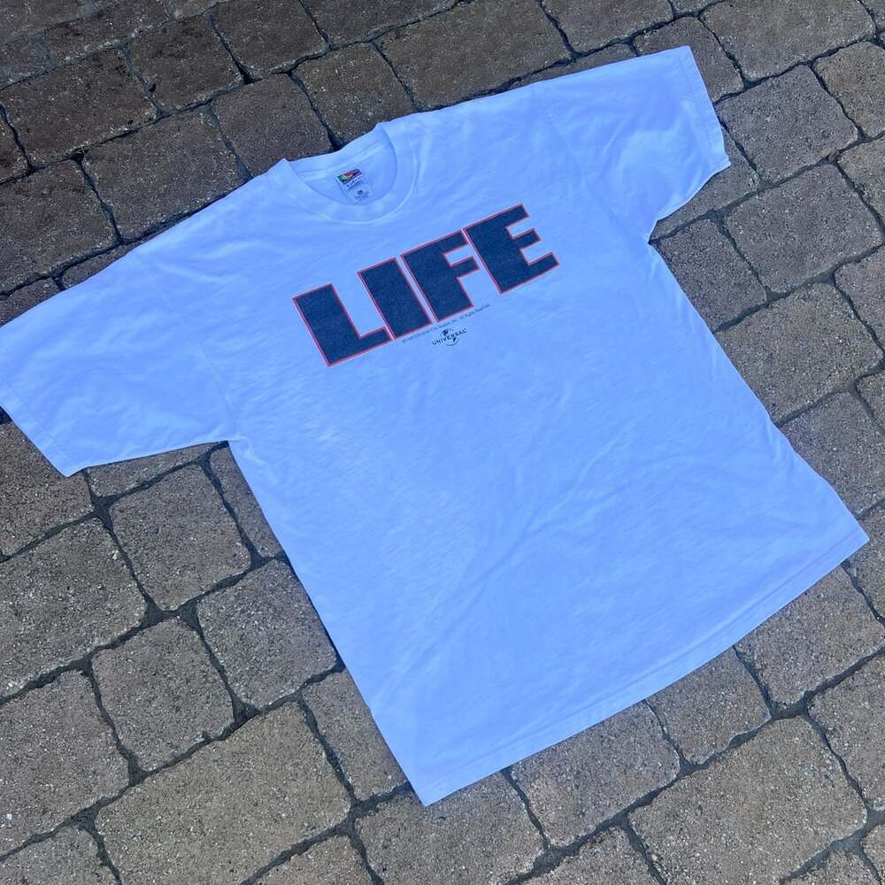 Vintage 1999 Universal Studios Life Movie Eddie Murphy Promo T-Shirt Size XL